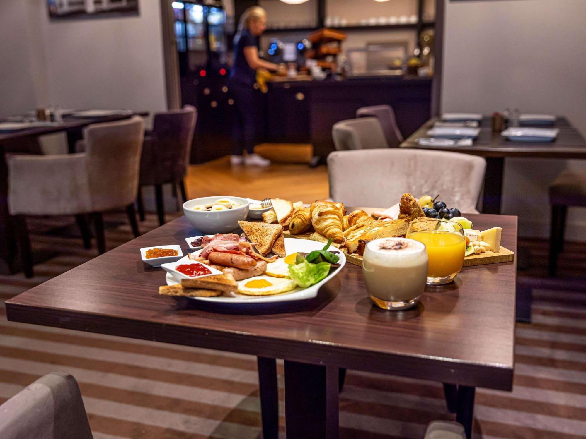 Mercure Paris Saint Cloud Hippodrome Eksteriør billede